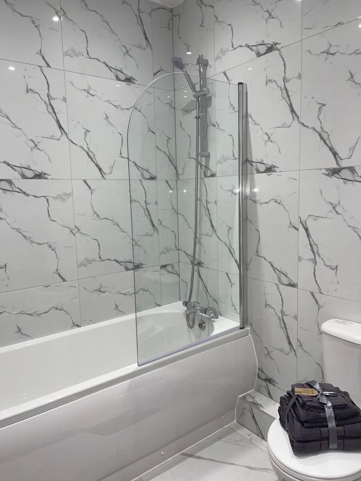 1 Bedroom Apartment - Flitwick - Contractor Friendly - Tourist Ready - Full Kitchen - Wifi - Smart Tv - Sofa Bed - Free Parking - Ideal For Short Or Long Stays Kültér fotó